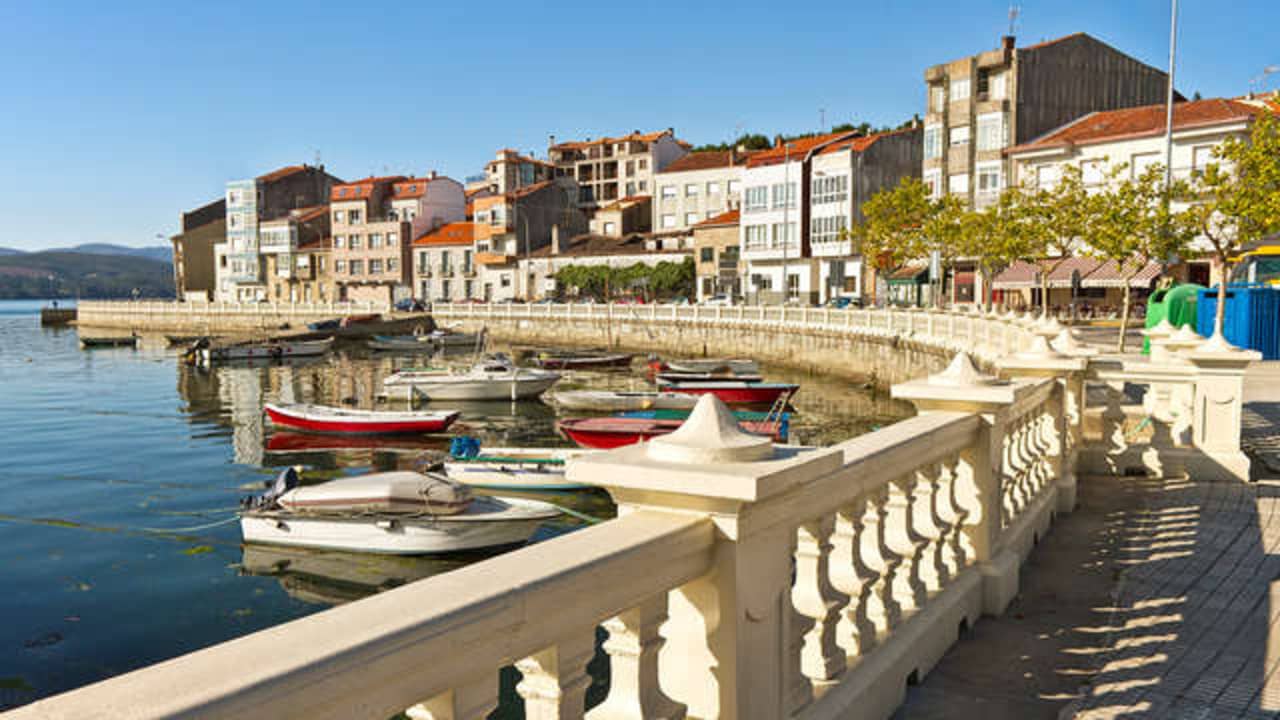 Instalación de placas solares en Villagarcía de Arosa